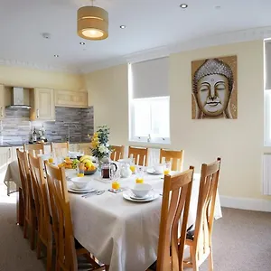  Apartment Denelea - Stunning Sea Views!